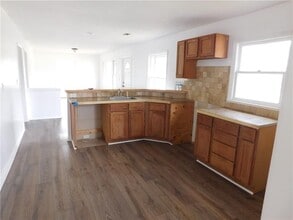 2174 Whites Mill Rd in Decatur, GA - Building Photo - Building Photo