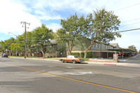 Stonemark Homes in Fresno, CA - Foto de edificio - Building Photo