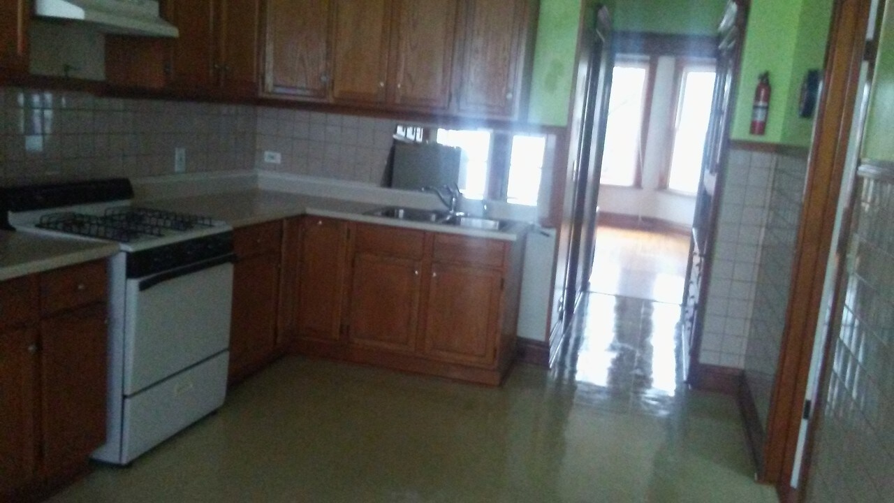 3519 W McLean Ave in Chicago, IL - Building Photo