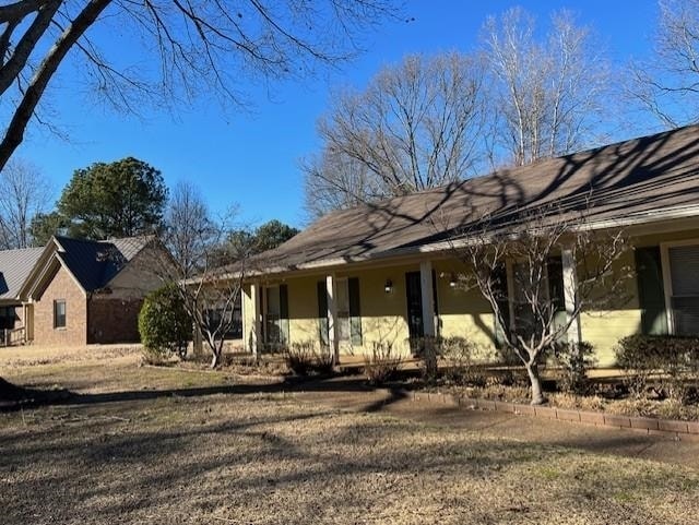 property at 290 Rose Trellis Rd