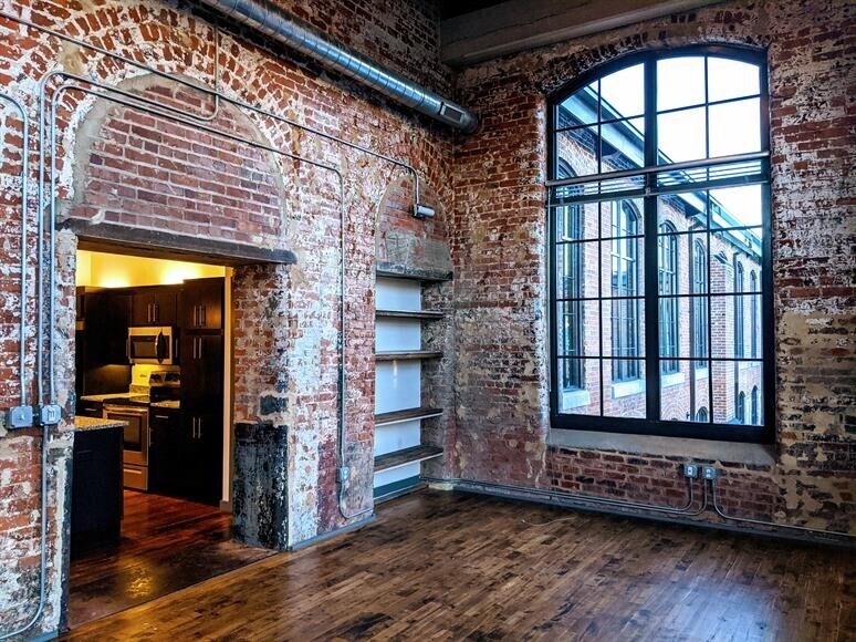 The Lofts at Hawthorne Mill Charlotte, NC Apartments