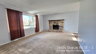 16684 Dublin Rd SE in Prior Lake, MN - Building Photo - Building Photo