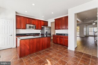 14551 Crossfield Way in Woodbridge, VA - Building Photo - Building Photo