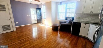 362 W Ritner St in Philadelphia, PA - Building Photo