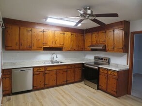 7300 Claiborne Rd in Sutherland, VA - Building Photo - Building Photo