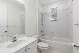 419 SW 147th Ave in Pembroke Pines, FL - Building Photo - Building Photo