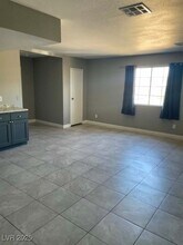 632 Triest Ct in Las Vegas, NV - Building Photo - Building Photo