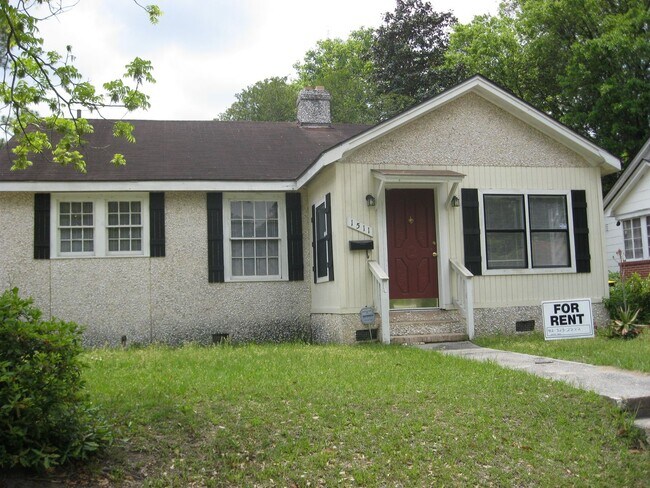 property at 1511 E 34th St