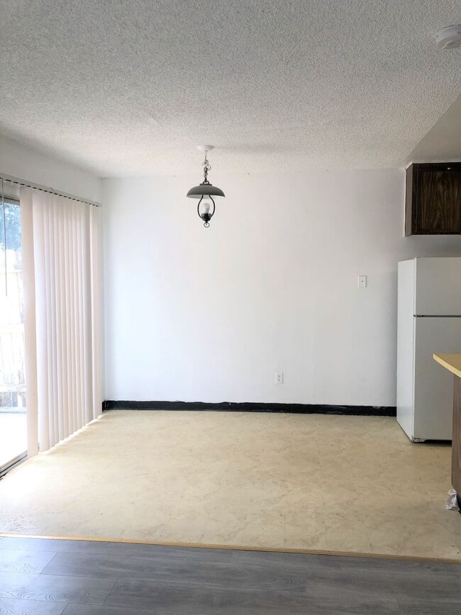 1610 Randazzo Ave in Modesto, CA - Building Photo - Building Photo