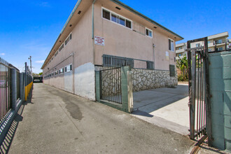 6509 Brynhurst Ave in Los Angeles, CA - Building Photo - Building Photo