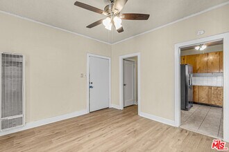 3801 1/2 Mont Clair St in Los Angeles, CA - Building Photo - Building Photo