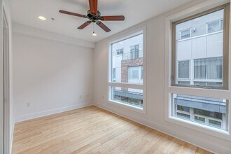 412 N Front St in Philadelphia, PA - Building Photo - Building Photo