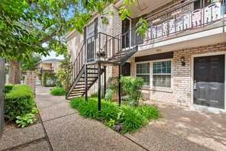 7900 Westheimer Rd in Houston, TX - Building Photo - Building Photo