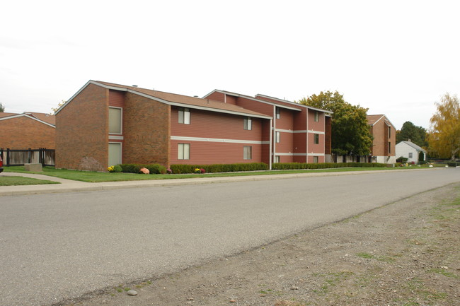 10221 E Main Ave in Spokane, WA - Building Photo - Building Photo