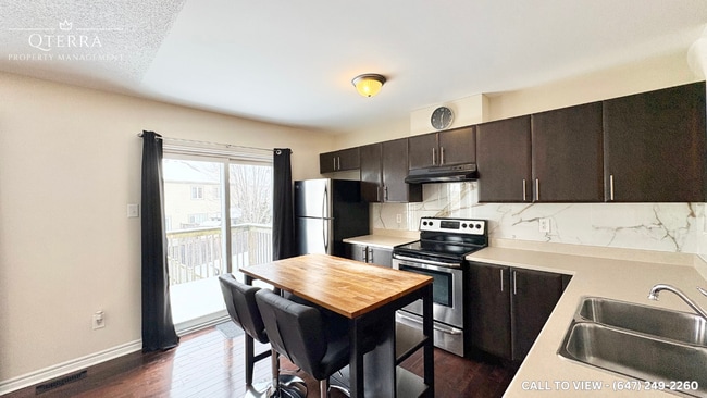 1009 Pampero Cres in Ottawa, ON - Building Photo - Building Photo