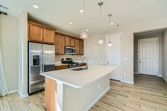 9620 Clermont Ln in Thornton, CO - Foto de edificio - Building Photo