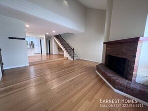714 E Angeleno Ave-Unit -A in Burbank, CA - Building Photo - Building Photo