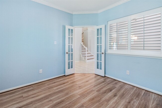 property at 77 Sugar Grove Ct