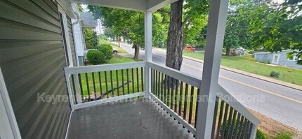 202 Grubert Ave in Staunton, VA - Foto de edificio - Building Photo