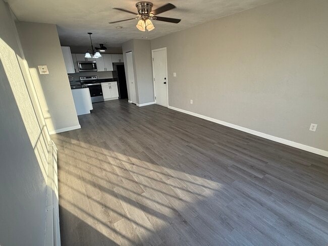 22 Irving St in Everett, MA - Building Photo - Building Photo