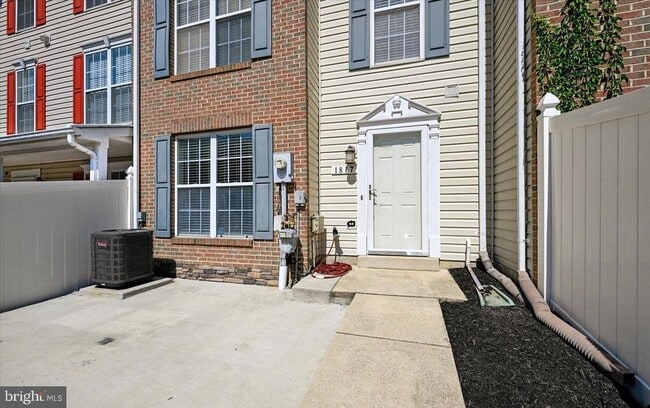 1817 Triple Feather Rd in Severn, MD - Building Photo - Building Photo