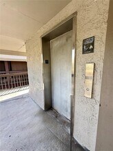 6306 Newtown Cir in Tampa, FL - Building Photo - Building Photo
