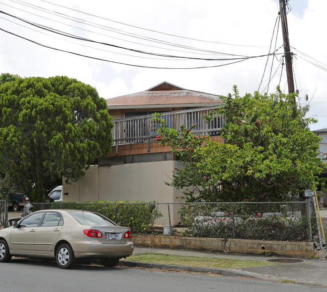 1237 Palolo Ave in Honolulu, HI - Building Photo - Building Photo