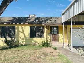 308 A St in Kermit, TX - Building Photo - Building Photo