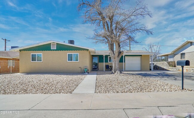 property at 1513 Fir St