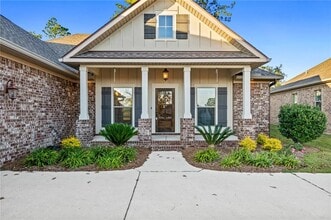 7817 Hemlock St in Spanish Fort, AL - Foto de edificio - Building Photo