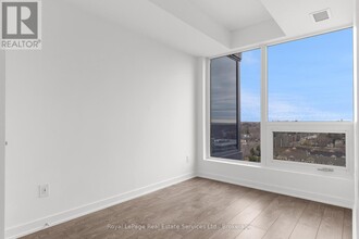 28-1128 Ann St in Mississauga, ON - Building Photo - Building Photo