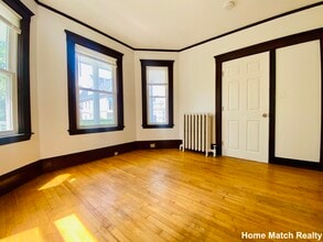 39 Michigan Ave, Unit 1 in Somerville, MA - Building Photo - Building Photo