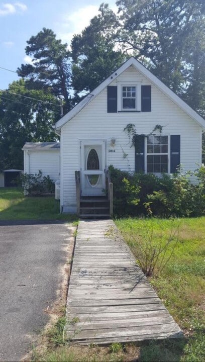 1416 Fifth Ave in Toms River, NJ - Building Photo
