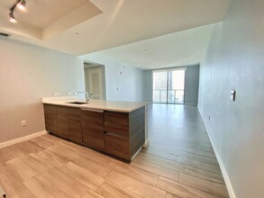 1100 S Miami Ave, Unit 2907 in Miami, FL - Foto de edificio - Building Photo