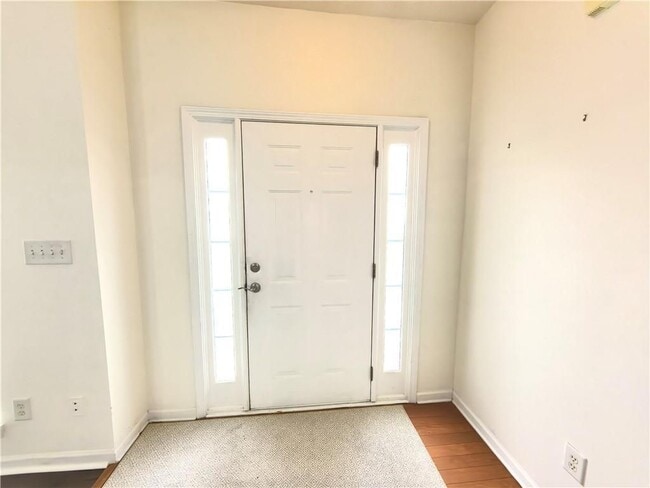 619 Kenridge Way in Suwanee, GA - Building Photo - Building Photo