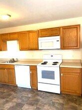 154 Delmar Ln in Newport News, VA - Building Photo - Building Photo