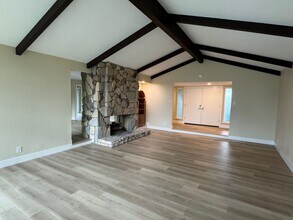 600 Vía Palo Linda in Fairfield, CA - Building Photo - Building Photo