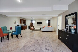 6799 Wilson Blvd in Falls Church, VA - Building Photo - Building Photo