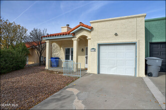 237 S Alto Mesa Dr in El Paso, TX - Foto de edificio - Building Photo