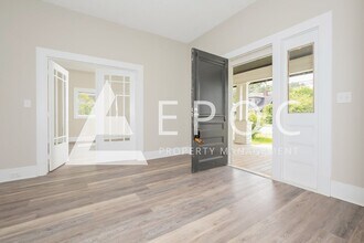 504 Lexington Ave in Thomasville, NC - Building Photo - Building Photo