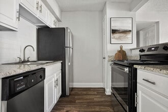 Bristol Grapevine in Grapevine, TX - Building Photo - Building Photo