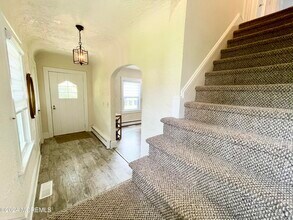 562 N Edgemere Dr in Allenhurst, NJ - Foto de edificio - Building Photo