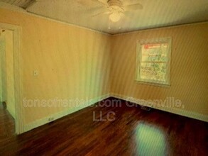 35 Prancer Ave in Greenville, SC - Building Photo - Building Photo