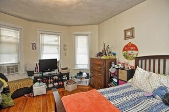 15 Princeton St in Medford, MA - Building Photo - Building Photo