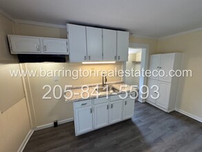 2009 E Lake Blvd in Birmingham, AL - Building Photo - Building Photo