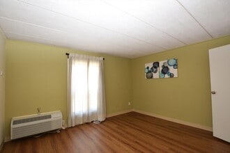 147 Turner Rd in Holliston, MA - Building Photo - Building Photo