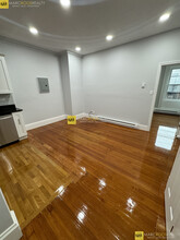 472 Commonwealth Ave, Unit 3 in Boston, MA - Foto de edificio - Building Photo