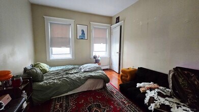 60 Bristol Rd in Medford, MA - Building Photo - Building Photo