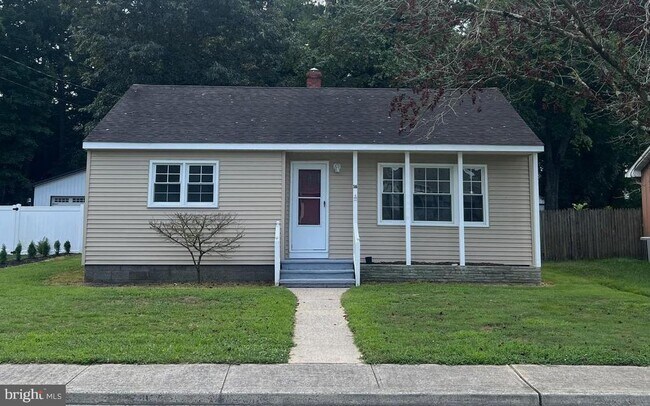 property at 16 Dukes St
