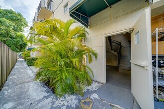 763 SW 5th St in Miami, FL - Foto de edificio - Building Photo